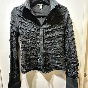 Cartise Elegant Black Textured Women's Jacket